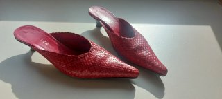 Sandalias mule Farrutx rojas trenzadas