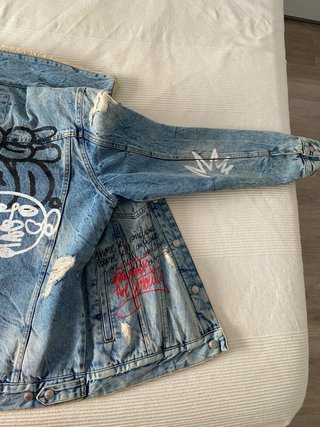 Chaqueta vaquera Zara con borreguito Talla L