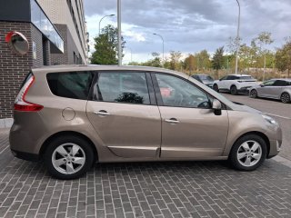 Renault Scenic 2011