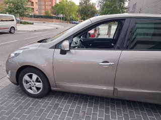 Renault Scenic 2011