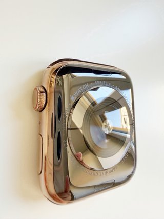 Apple Watch Series 4 44mm GPS + Cellular