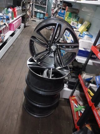 Set de 4 Llantas de Aleación
