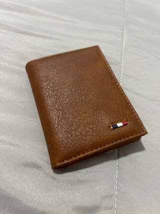Billetera para hombre de piel marrón sin estrenar