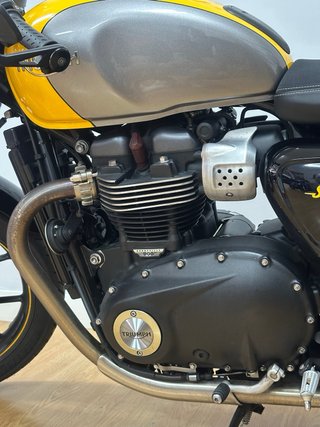 TRIUMPH STREET CUP 900