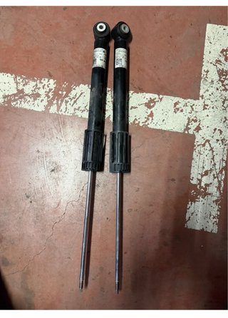 Amortiguadores Delanteros VW Golf VII Gasolina