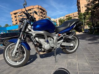 Yamaha FZ6 Naked Azul/Plata