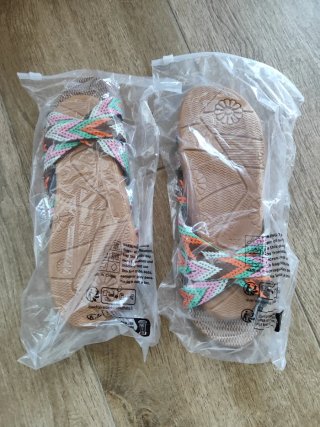 Sandalias Trenzadas Multicolor nuevas a estrenar