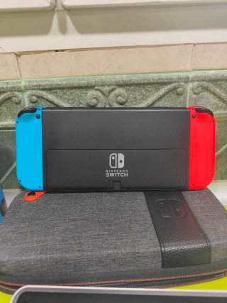 Nintendo Switch OLED + Micro sd 128 GB