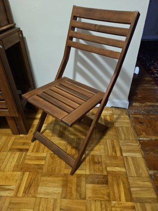 Conjunto de Mesa y 4 Sillas de Jardín
