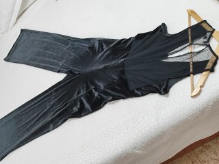 Mono de terciopelo negro Ideal para Fiestas.