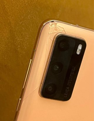 Huawei P40 Dorado + caja + cargador