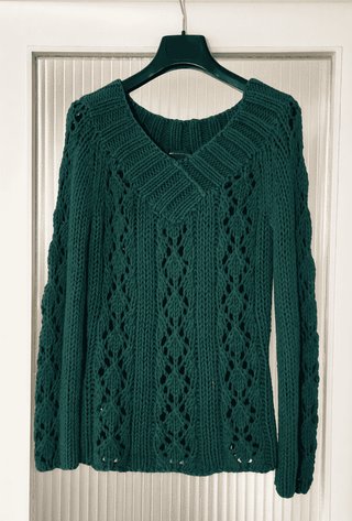 Jersey Mango Verde Calado Cuello V Talla L