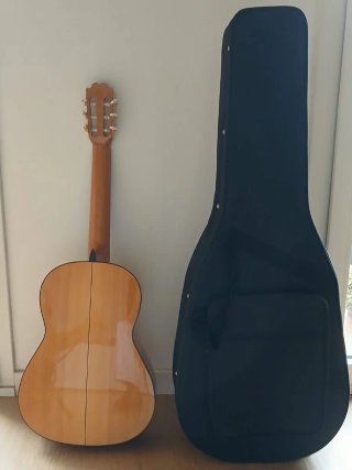 Guitarra Flamenca Romero 2E + Estuche