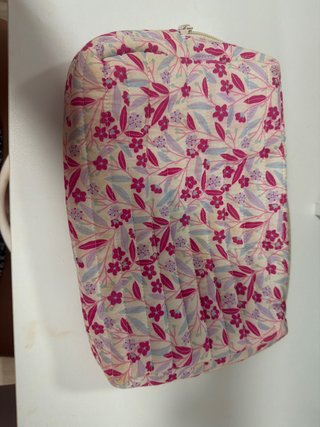 Neceser con Estampado de Flores