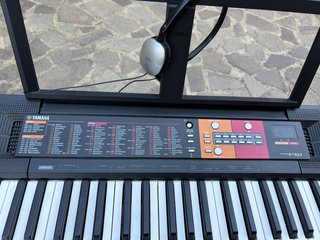 Tastiera Yamaha PSR-F51