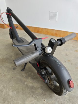 Patinete Eléctrico Xiaomi Mi Scooter M365