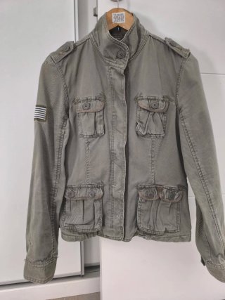 Chaqueta militar verde mujer