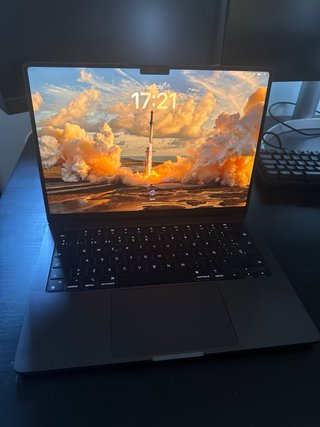 MacBook Pro 14 M4 Pro 24GB + REGALO