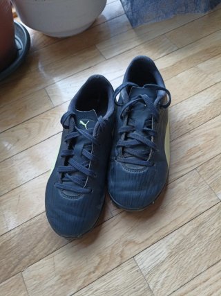 Zapatillas de Fútbol Puma Talla 30
