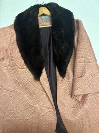 Chaqueta rosa con cuello de pelo asos