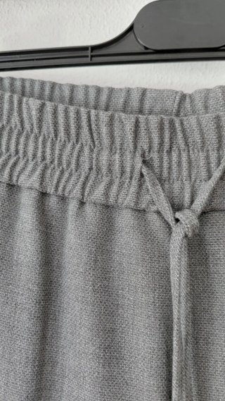 Pantalones Grises de Entretiempo