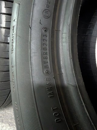 Neumáticos Falken 235/55R17 103H