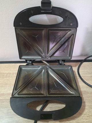 Sandwichera Eléctrica