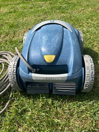 Robot Limpiafondos Zodiac