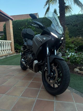 Yamaha Tracer 700 Negra/Gris