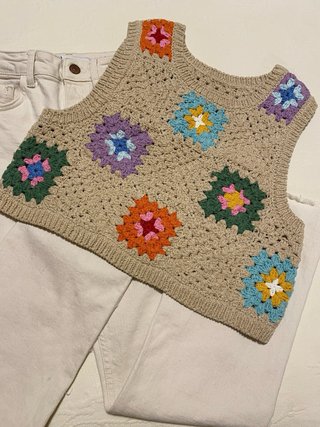 Conjunto: Chaleco Crochet y Pantalón