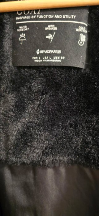 Abrigo largo negro Stradivarius
