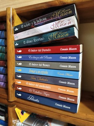 Connie Masón. Libros romantica