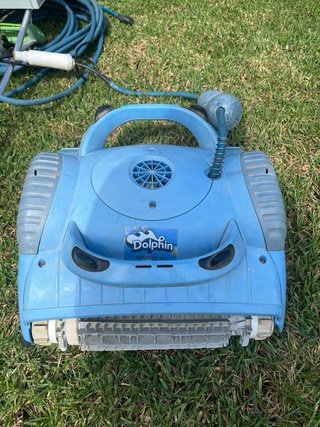 Robot limpiafondos Dolphin Master M3