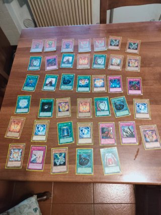 Lotto di 40 Carte Yu-Gi-Oh!