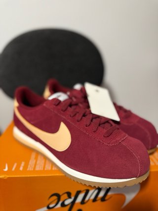 Nike Cortez Team Red Suede Beige