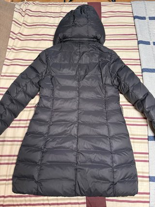 Abrigo Blauer negro con capucha