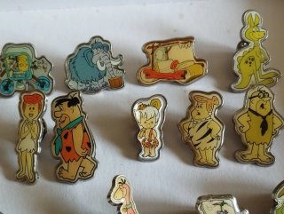 Lote de 21 Pins Antiguos Variados
