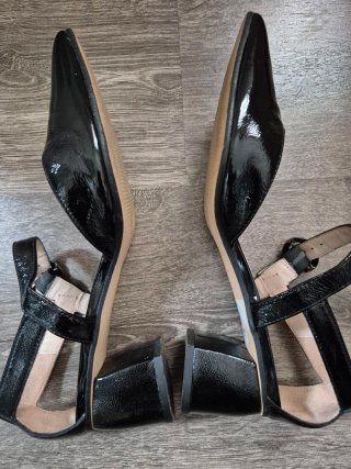 Lotousse Zapatos de tacón negros charol