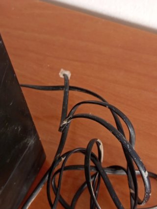 Teléfono público Telefónica vintage con llaves