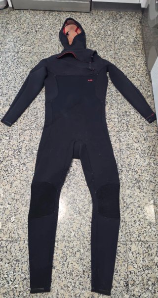 Traje de Neopreno Premium SC2 CZ con Capucha