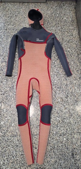 Traje de Neopreno Premium SC2 CZ con Capucha