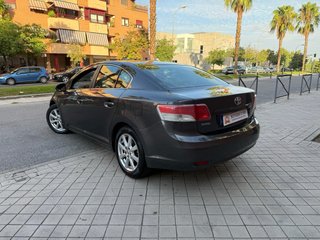 Toyota Avensis 2009