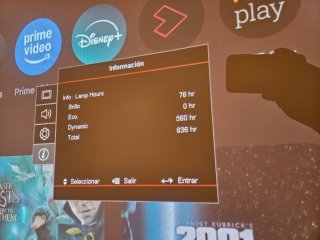 Proyector Optoma HD27e + Pantalla Cine