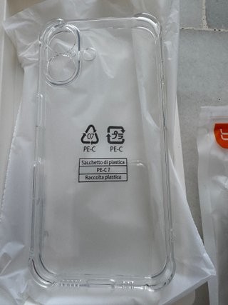 3 Fundas Antigolpes para iPhone 16 UGreen, Toocki