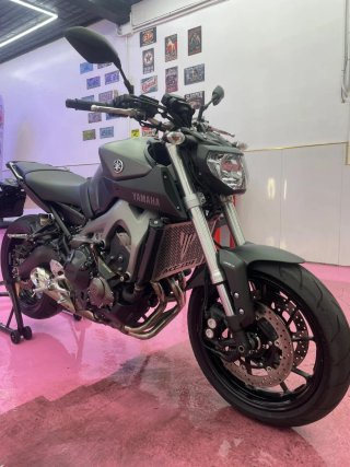 Yamaha MT-09 2016