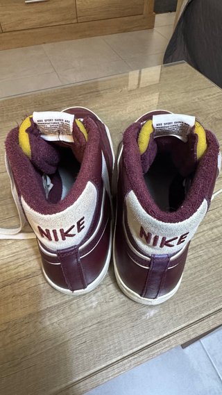 Nike Blazer Mid '77 Premium Night Maroon size 44.5