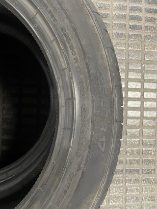 Neumáticos Continental Nuevos  225/50 R17