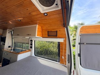 Furgoneta Camper Peugeot Boxer 2.8 140cv