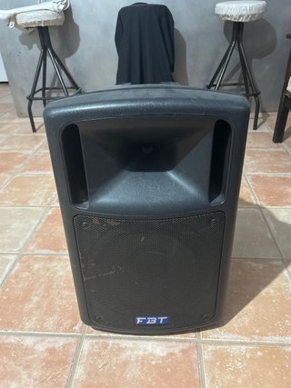 Altavoz FBT Negro