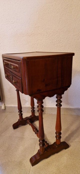 Antiguo Costurero Isabelino Siglo XIX